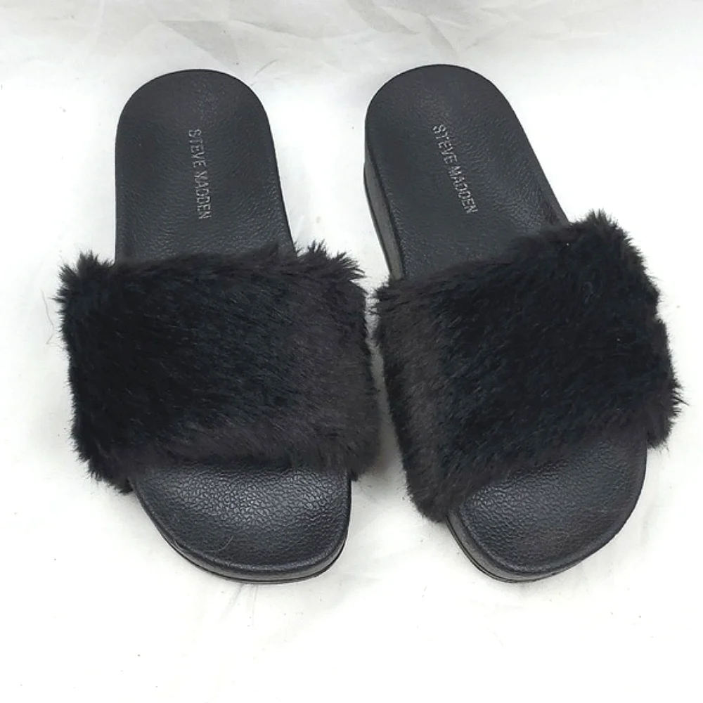 Steve Madden‎ Softey Fuzzy Faux Fur Platform Slides